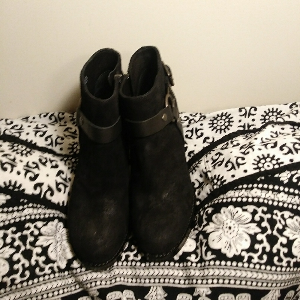 Ash Falcon low ankle boots